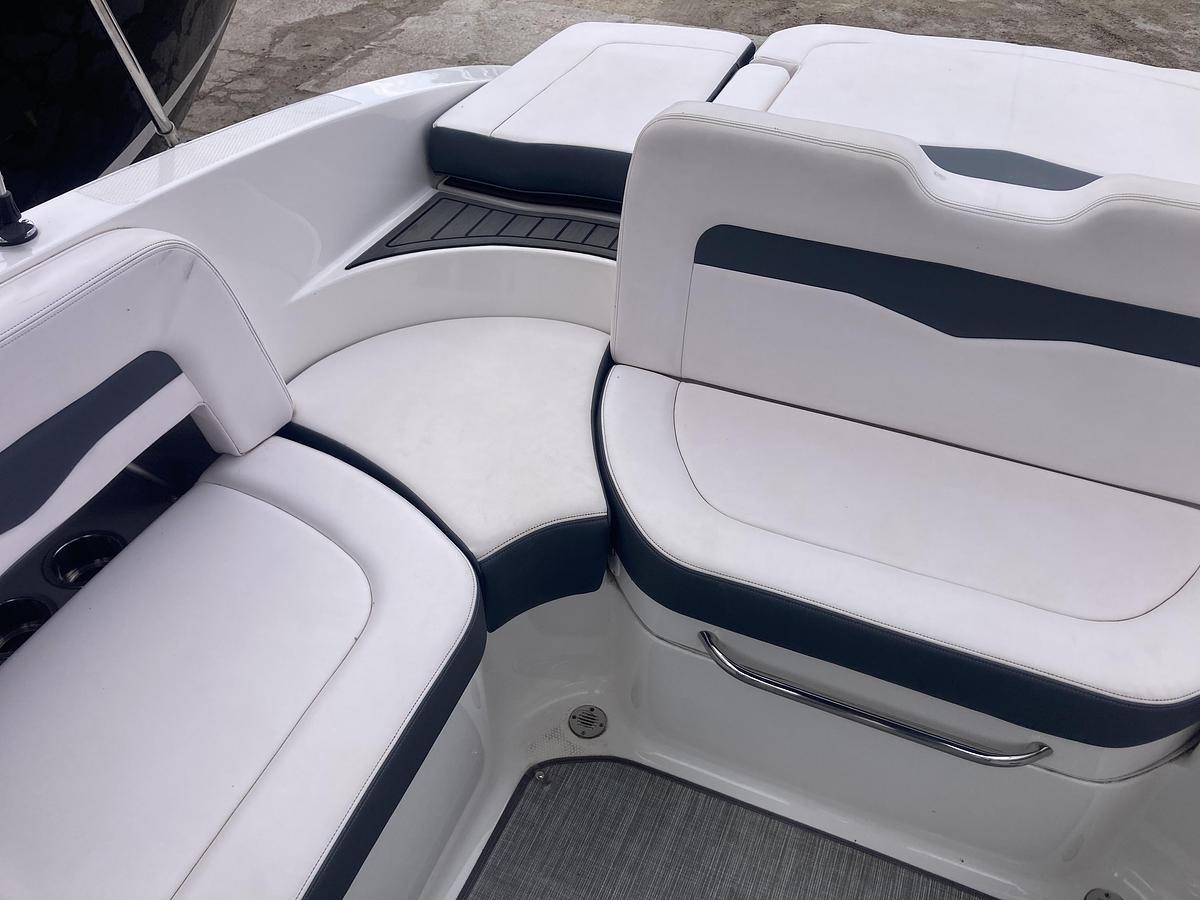 Used 2019 Chaparral 246 SSi