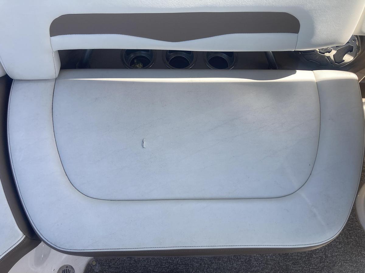 Used 2014 Chaparral 246 SSI