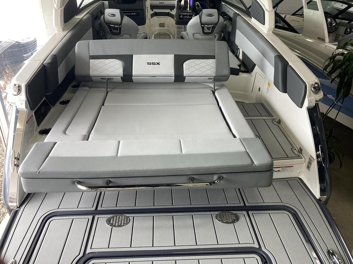 2026 Chaparral SSX 8