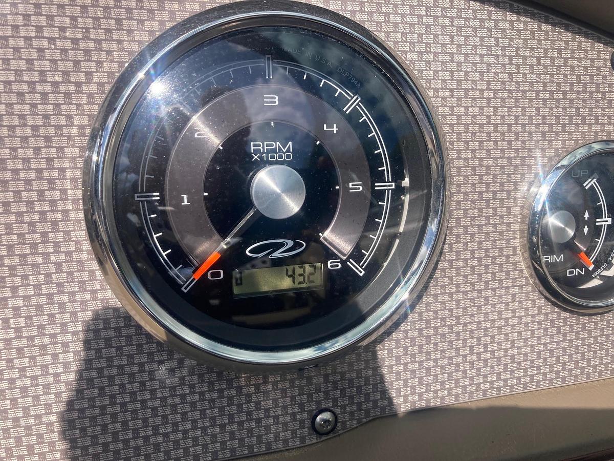 Used 2014 Regal 2100