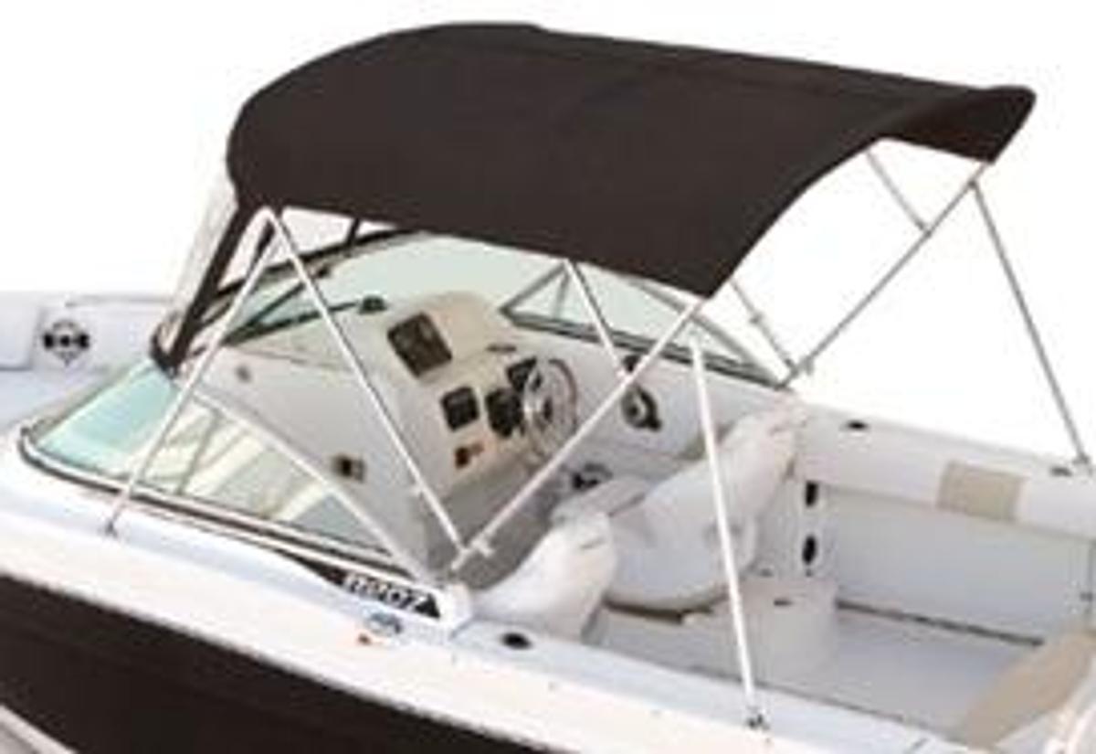 Used 2027 Robalo R207