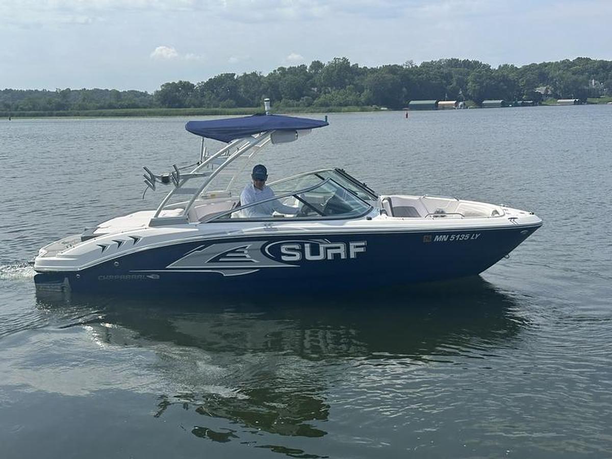 Used 2020 Chaparral 21 Surf