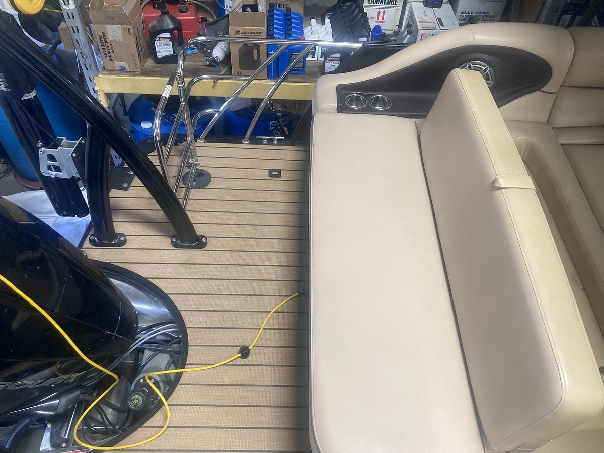 Used 2019 Southbay Pontoons 525SB2 3.0