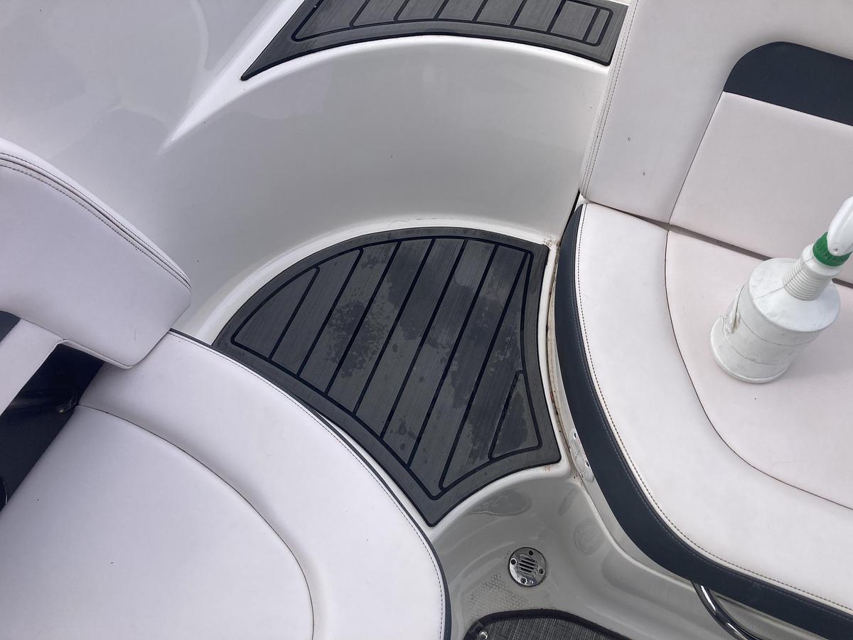 Used 2019 Chaparral 246 SSi