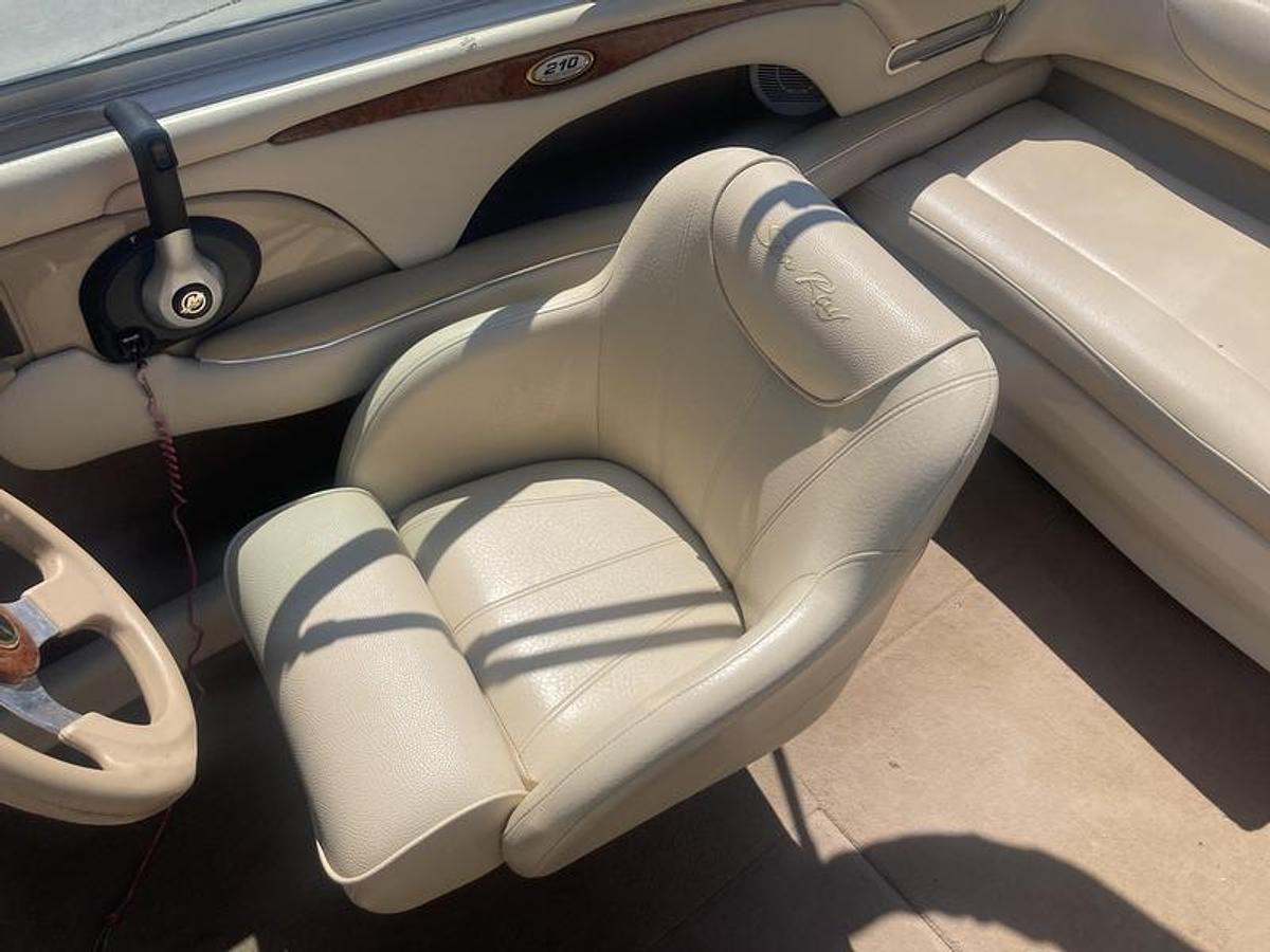 Used 1999 Sea Ray 210 Bowrider