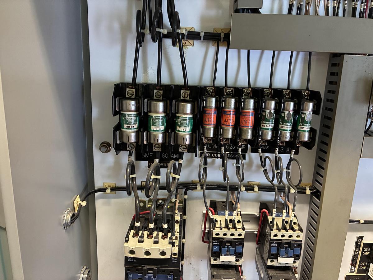 Used 2002 Cleaver Brooks CB 350 HP Steam Boiler – 15 PSI with Advanced Honeywell Controls