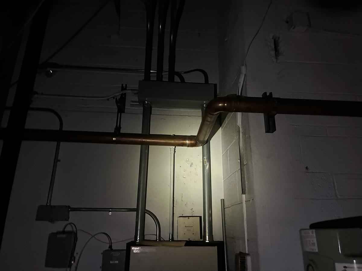 Used Delta Mechanical Compressed Air Tank System – 125 PSI