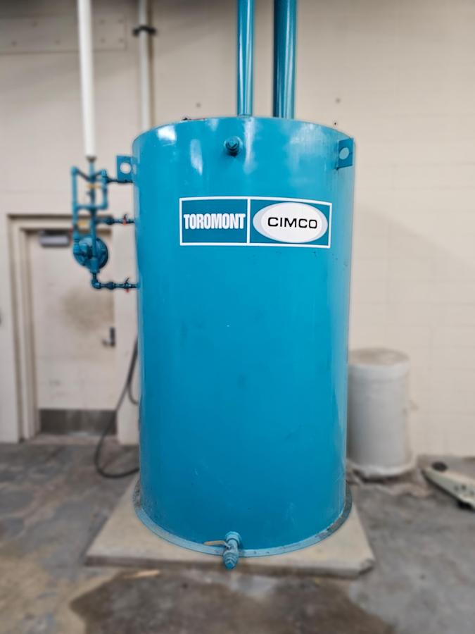 Used Toromont CIMCO Industrial Refrigeration System - 300 Ton Capacity with Heat Exchangers (2010)