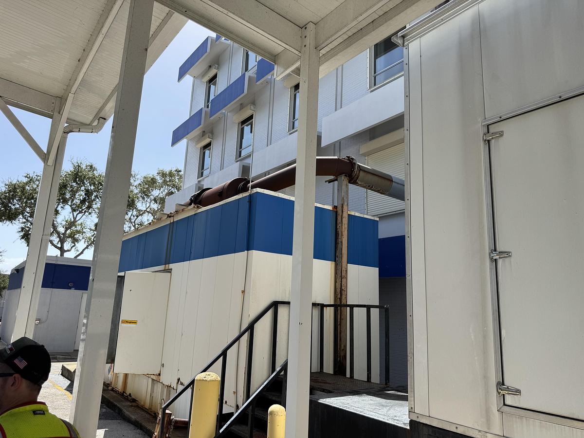 Used Caterpillar 2000 kW Diesel Generator Set - SR4B with SBS2020 Switchgear