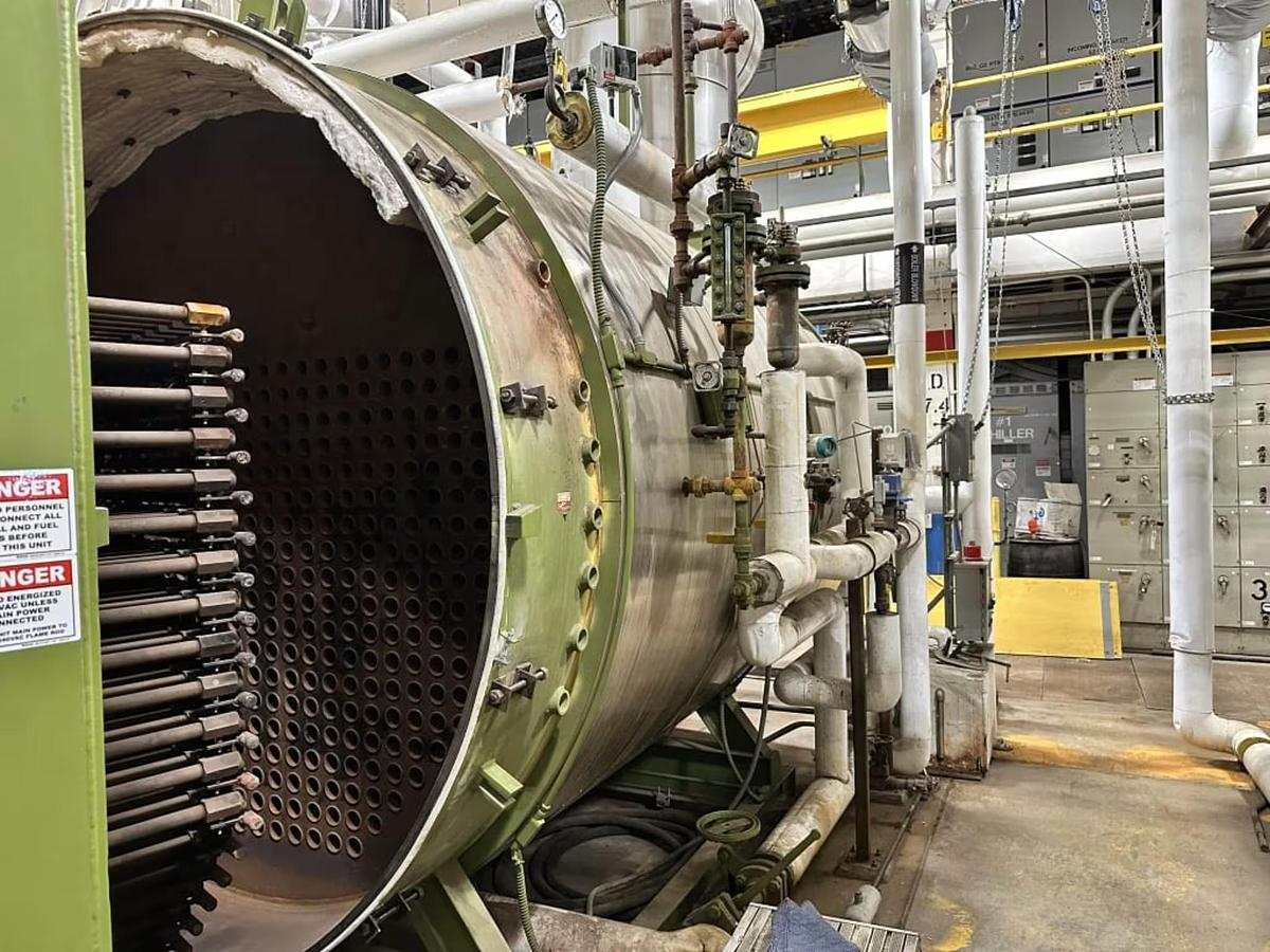 Used Sellers 900HP 300 PSI Immersion-Fired Steam Boiler 900HP-105E (2019)