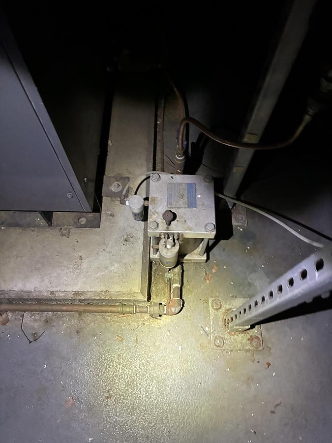 Used Hitachi DSP-90VW6-M Oil-Free Rotary Screw Air Compressor System