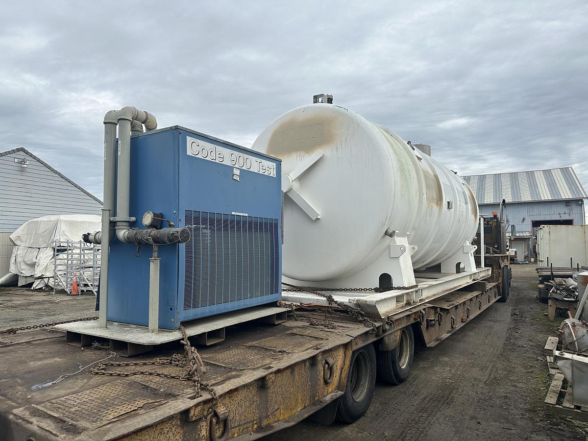 Used Cryenco 5000 Gallon Liquid Oxygen LOX Cryogenic Storage Tank 2000 PSI 1992 with Great Lakes Refrigeration System