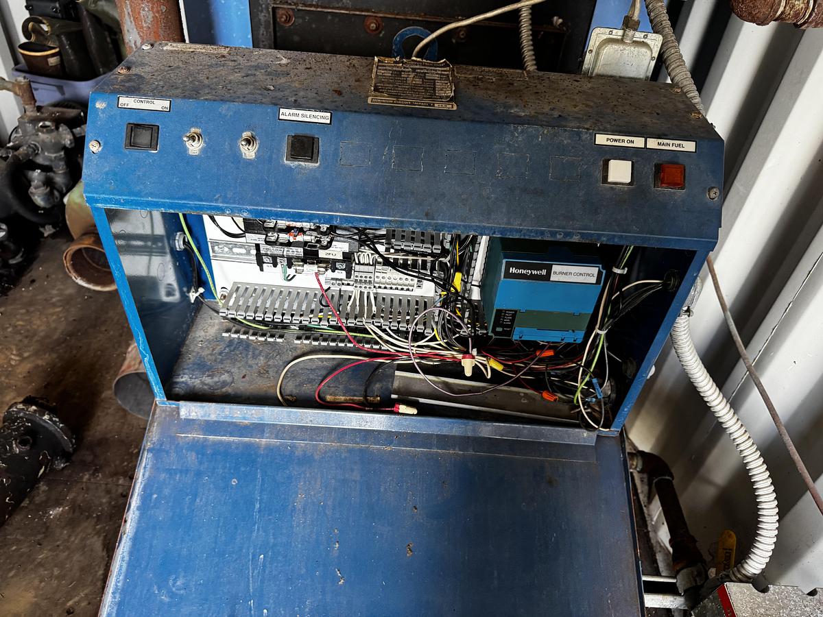 Used Unilux 28HP 150PSI Flexible Water Tube Steam Boiler 2F 100 HS in 20-Foot Container