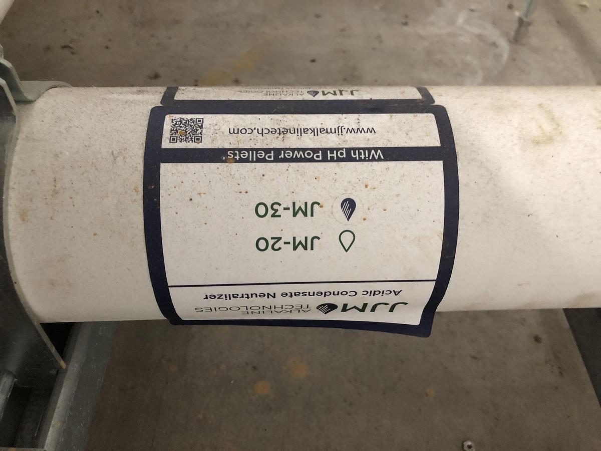 Used AERCO Benchmark Commercial Water Heater System BMK 3000