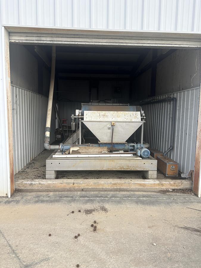 Used McNeill Water Wastewater Filter Belt Press Model FPP152B Serial 0302006 Sludge Dewatering