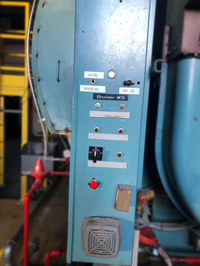 Used Cleaver Brooks 800 HP 150 PSI Commercial Boiler - 4WG-200-800-150 (2004)