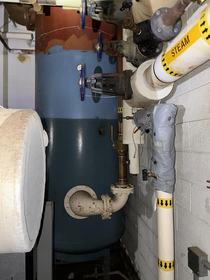 Used Industrial Hot Water Storage Tank System – 120 PSI