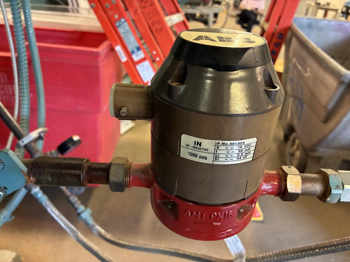 Used 2002 Cleaver Brooks CB 350 HP Steam Boiler – 15 PSI (Recently Serviced)