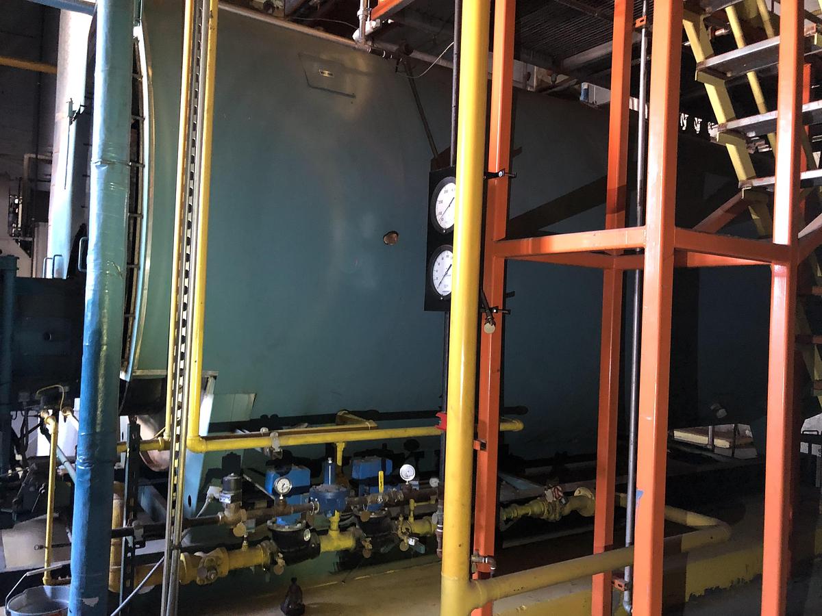 Used Cleaver Brooks 800 HP 150 PSI Commercial Boiler - 4WG-200-800-150 (2004)