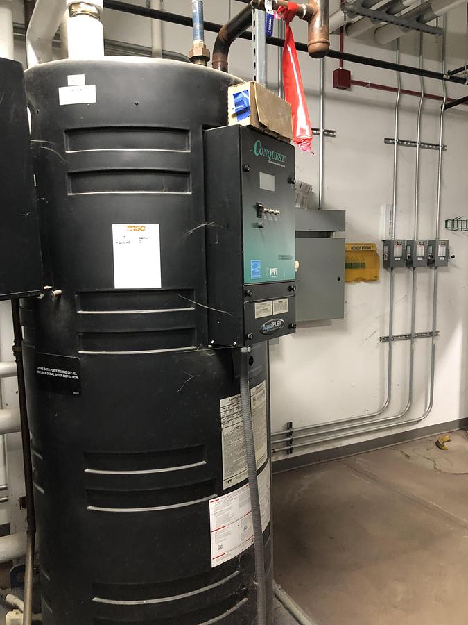 Used Conquest Commercial Water Storage Tank with AquaPLEX Duplex Control System