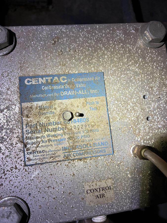 Used Industrial Compressed Air Receiver Tank - Vertical Storage Vessel