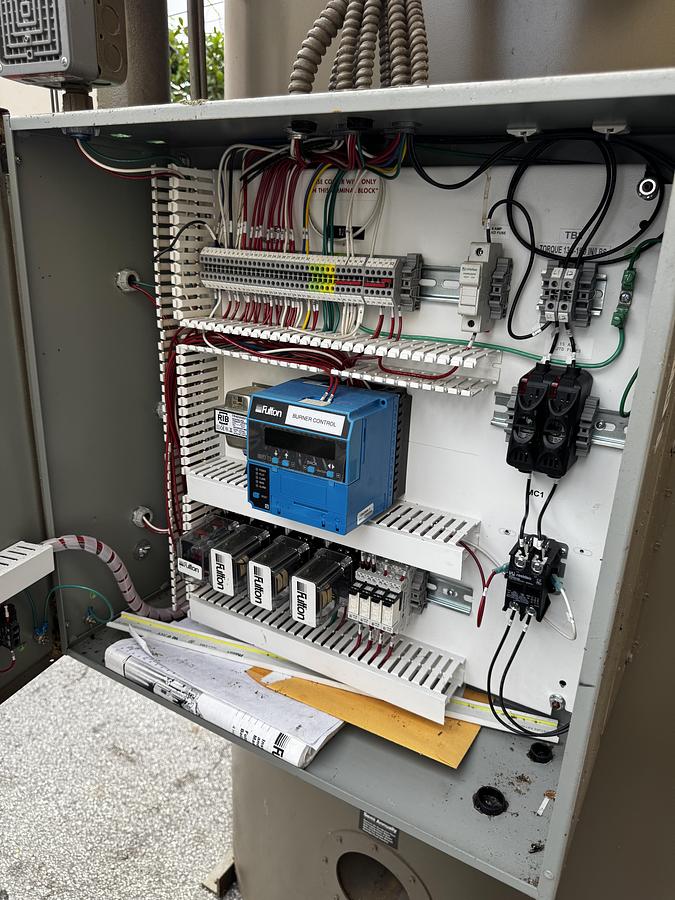 Used Fulton ICS-50 Classic 50HP 150 PSI Vertical Tubeless Steam Boiler  Natural Gas 2022