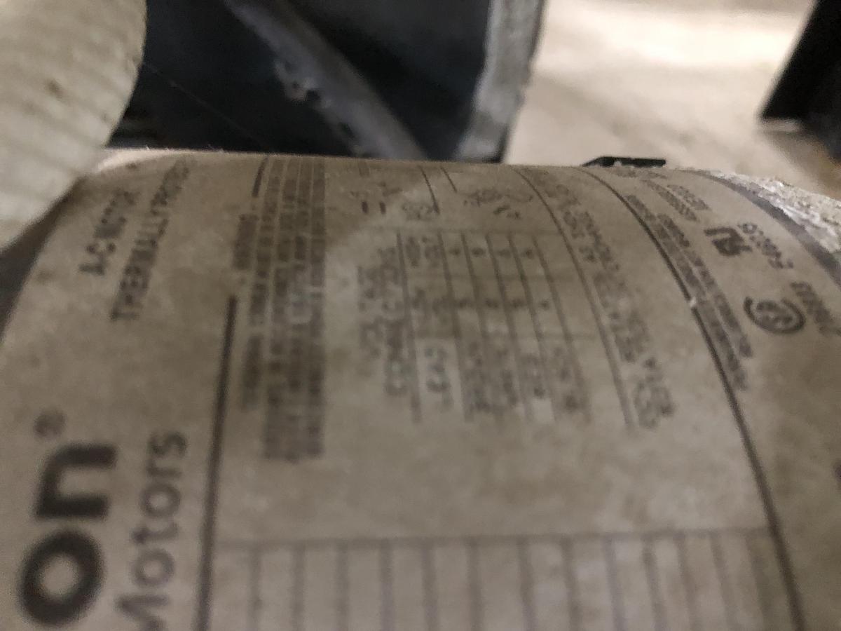 Used Skidmore Commercial Clear Water Tank System with Dual Marathon Motors