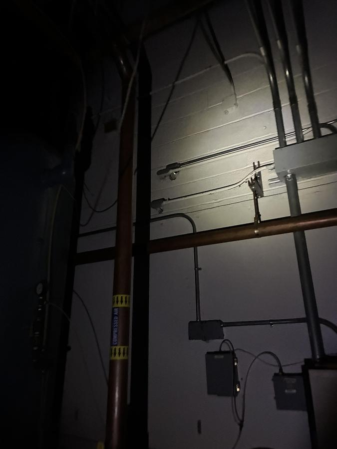 Used Delta Mechanical Compressed Air Tank System – 125 PSI