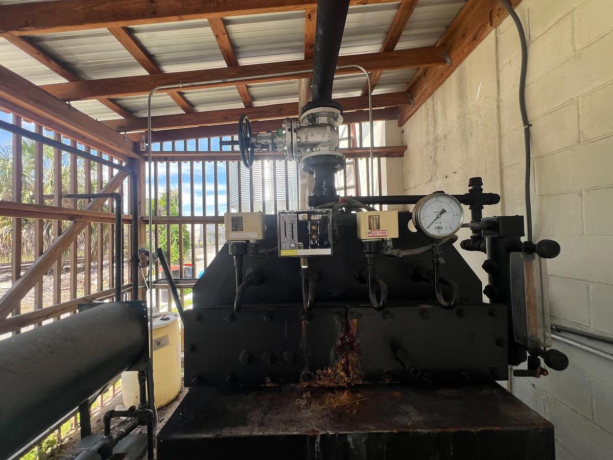 Used Columbia Boiler MPH-40 Horizontal Firebox Steam Boiler 40 HP Low Pressure 15 PSI Steam / 30 PSI Water Natural Gas Power Flame JR30A-13 Burner Built 2018