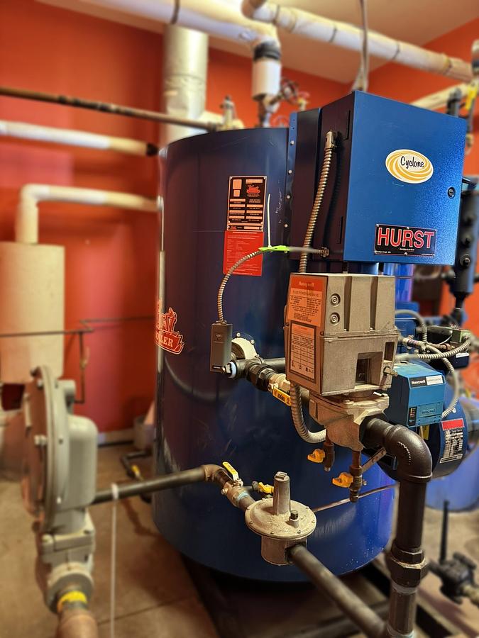 Used Hurst 4VT-X-30-150 Vertical Tubeless Steam Boiler 30 HP 150 PSI 1035 lbs/hr 2023