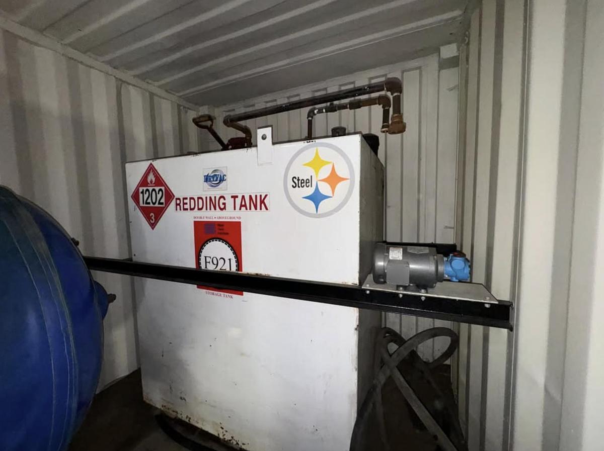 Used Cleaver Brooks CB-900-100 Packaged Steam Boiler 100 HP Low Pressure Dual Fuel Gas Oil 15 PSI Container Mounted Skid Built 1979