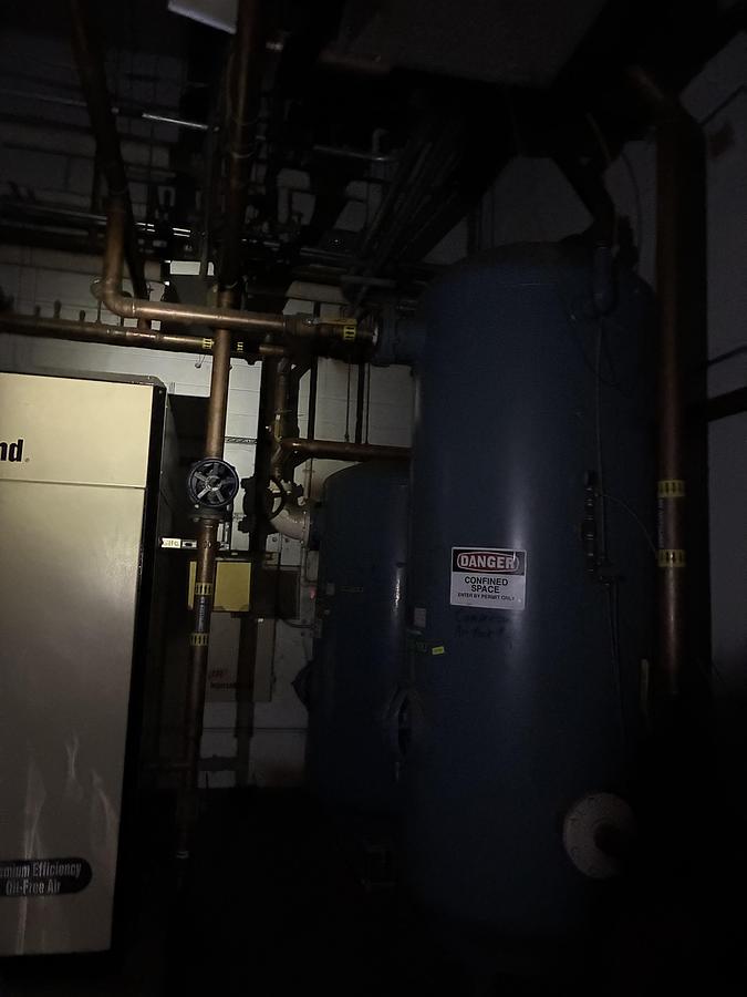 Used Delta Mechanical Compressed Air Tank System – 125 PSI