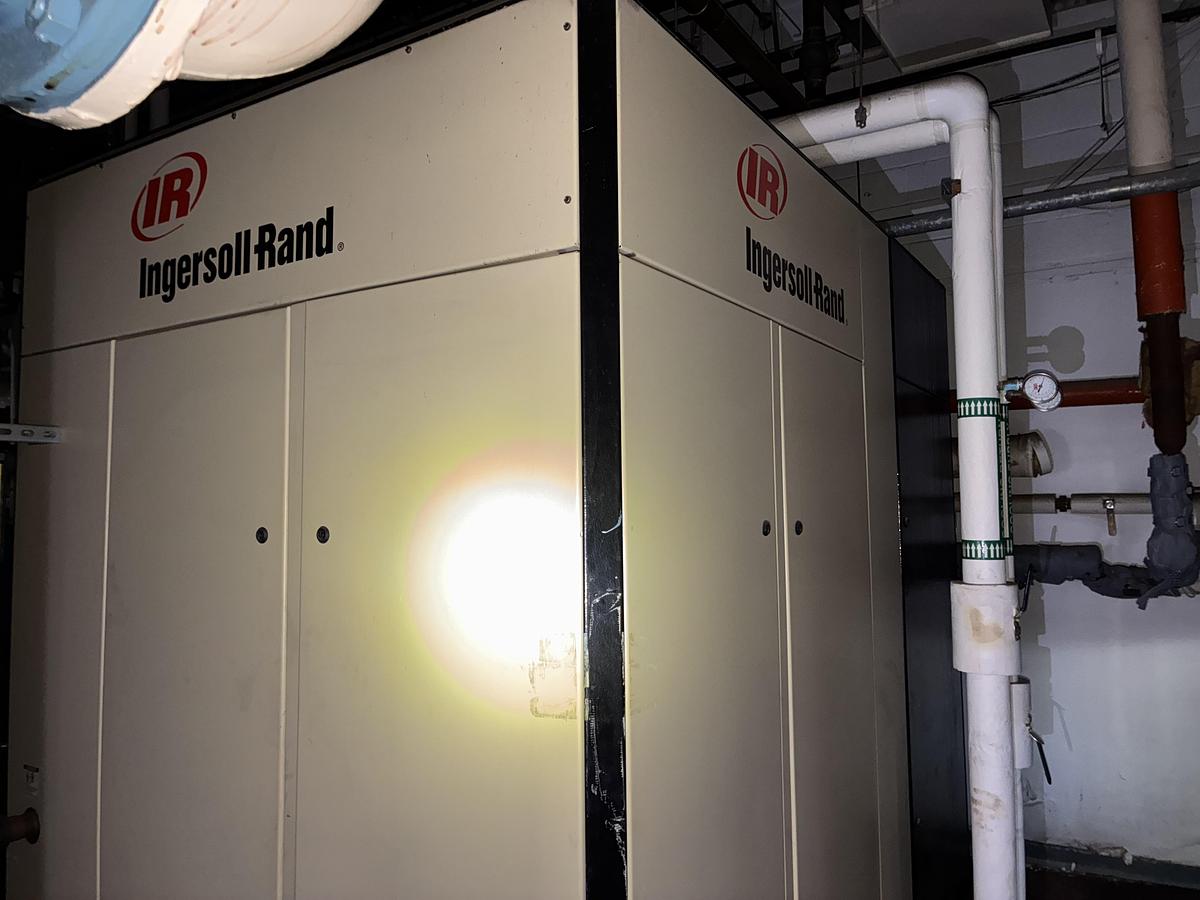 Used Ingersoll Rand NIRVANA IRN125H-OF Oil-Free Rotary Screw Air Compressor