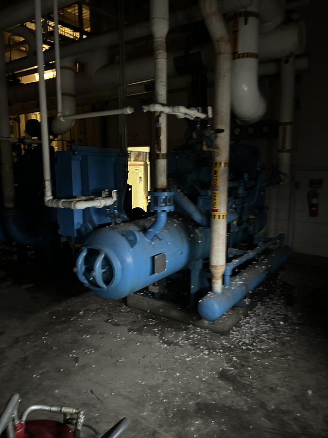 Used FES / GEA Industrial Ammonia Screw Compressor Package Natural Refrigerant R-717 2002