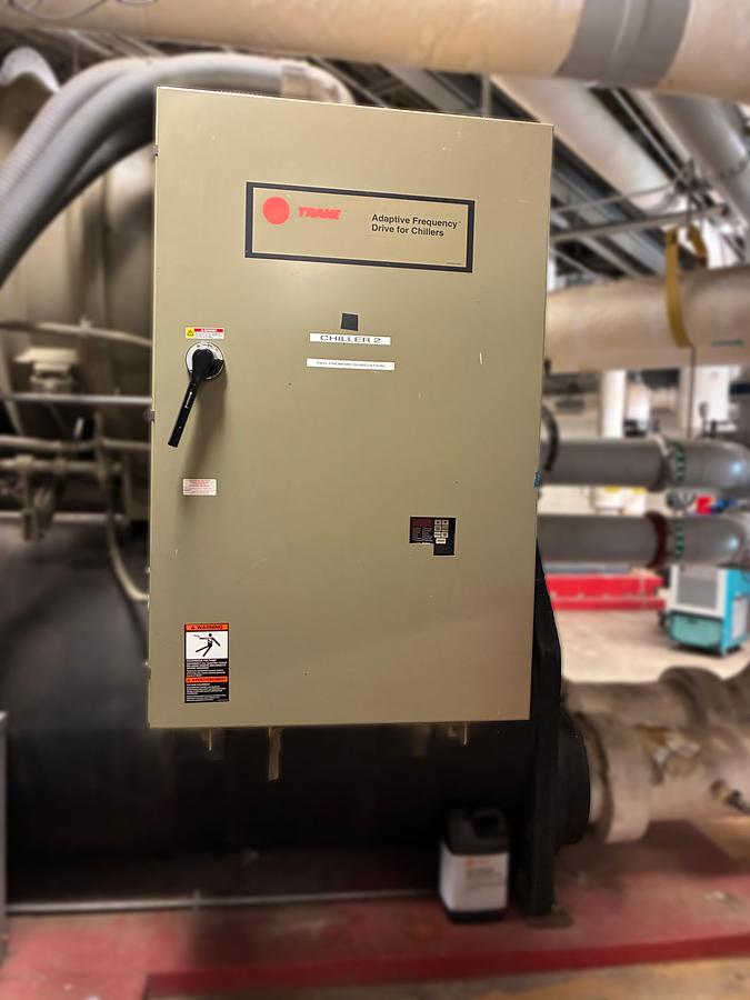 Used Trane Hermetic Centrifugal Liquid Chiller 347-Ton – CVHF770