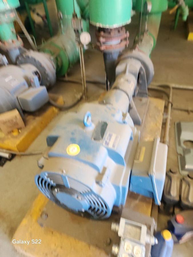 Used 2012 Carrier 500 ton Chiller