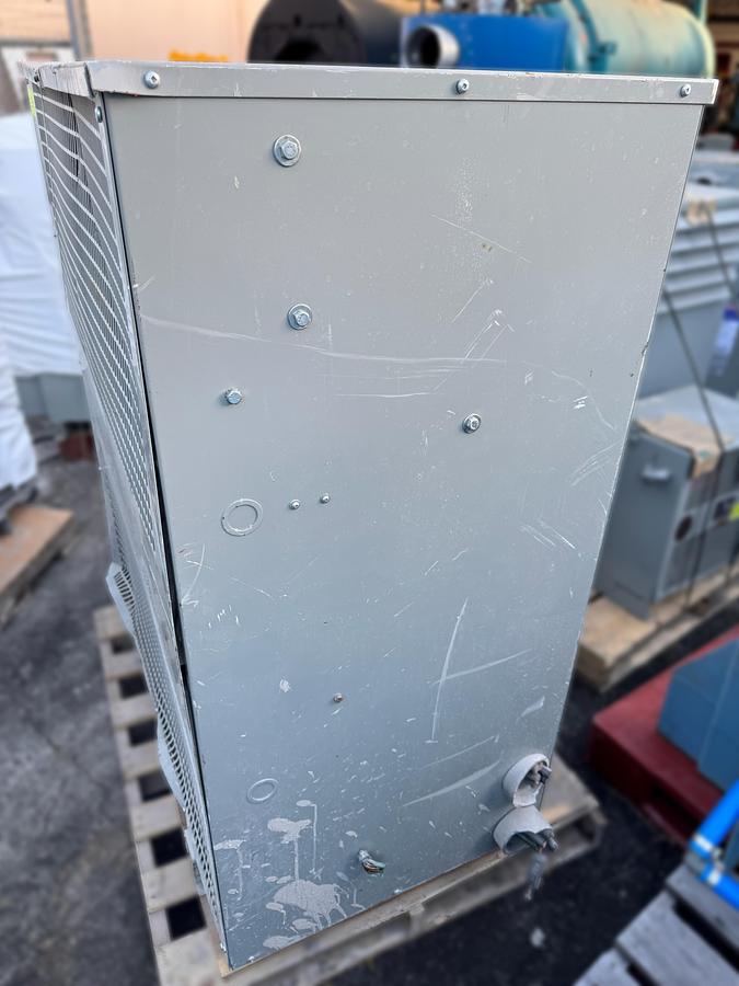 Used Square D 150 kVA Dry Type Transformer CZTC0150 S000008