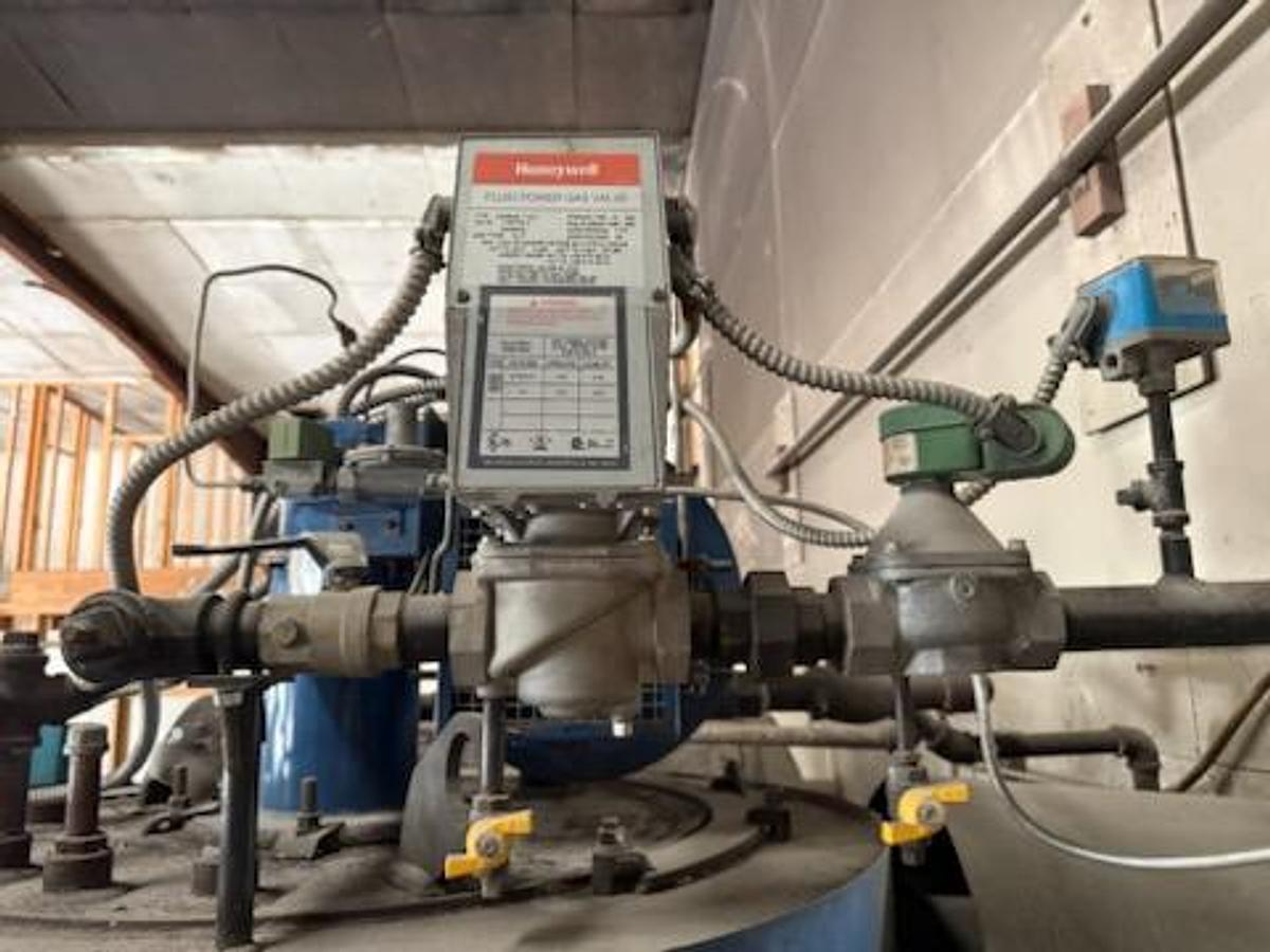 Used Used 2006 Hurst 4VT-X-30-150 30 HP 150 PSI Steam Boiler