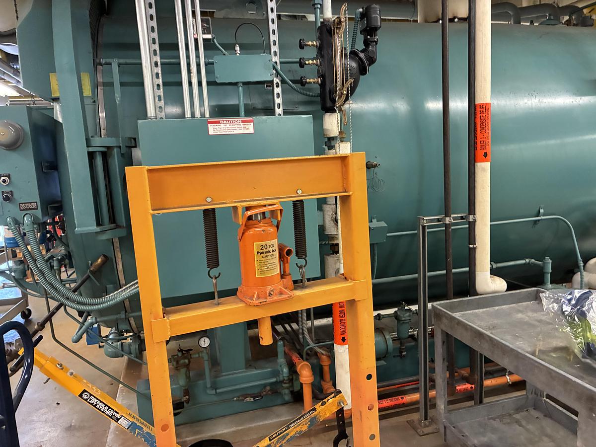 Used Cleaver Brooks CB 350 HP 15 PSI Steam Boiler – 2002 