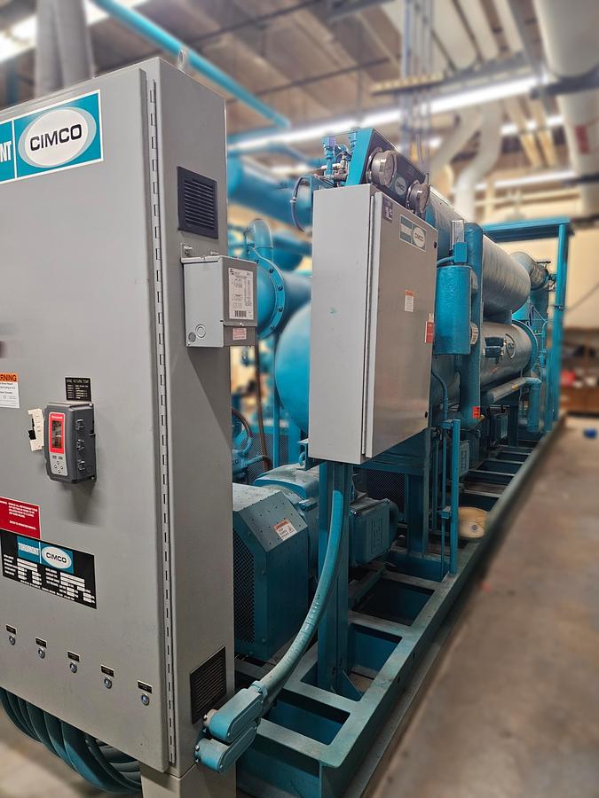 Used Toromont CIMCO Industrial Refrigeration System - 300 Ton Capacity with Heat Exchangers (2010)