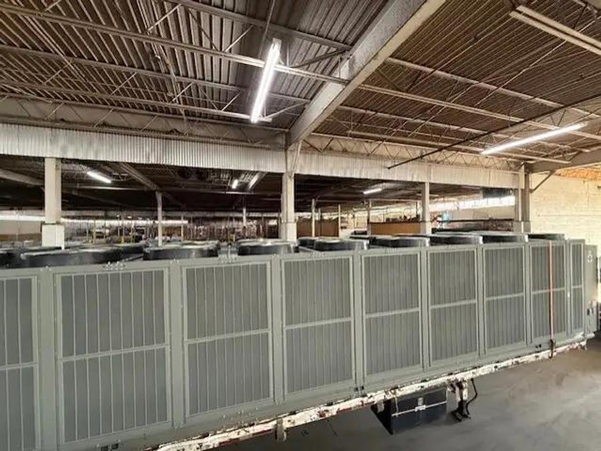 Trane Ascend Air-Cooled Chiller 551 Tons Model ACRC-5504 R-513A 460V/3Ph