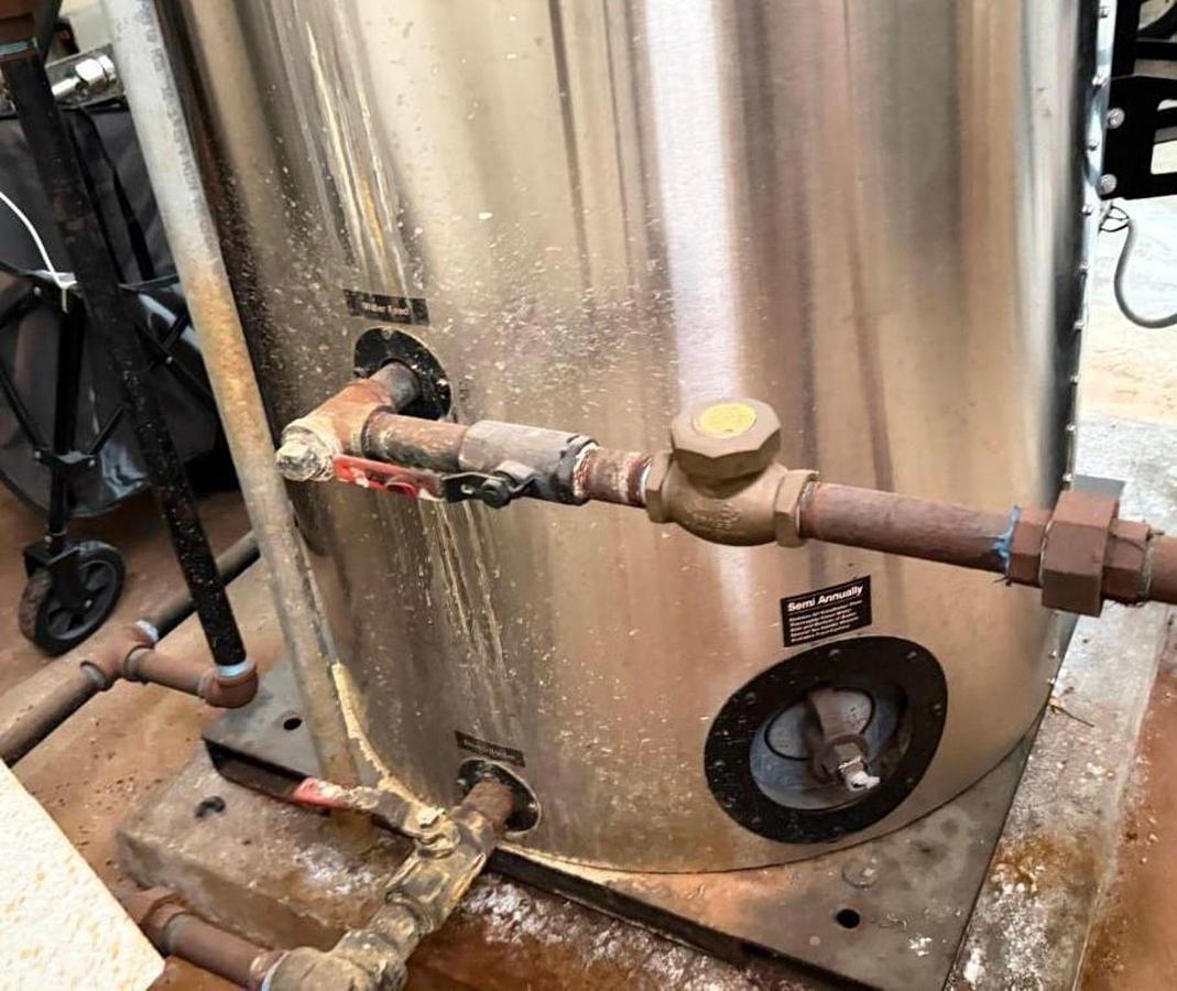 Used Fulton VSRT30 30HP 150PSI Vertical Spiral Rib Tubeless Steam Boiler - 2019