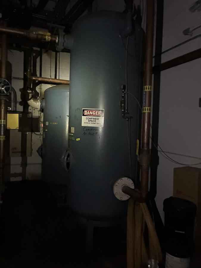 Used Delta Mechanical Compressed Air Tank System – 125 PSI
