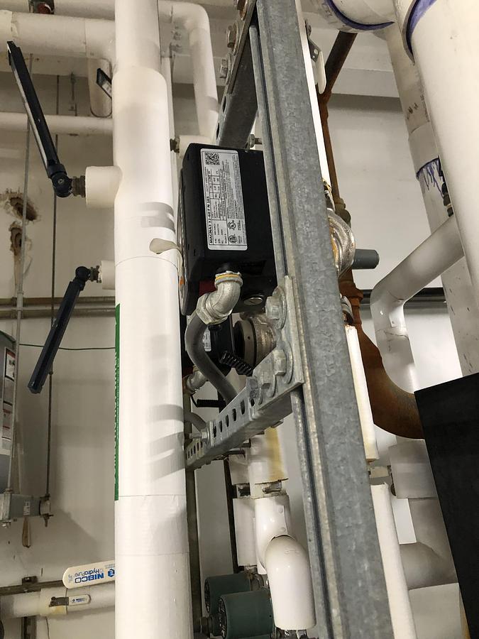 Used Conquest Commercial Water Storage Tank with AquaPLEX Duplex Control System