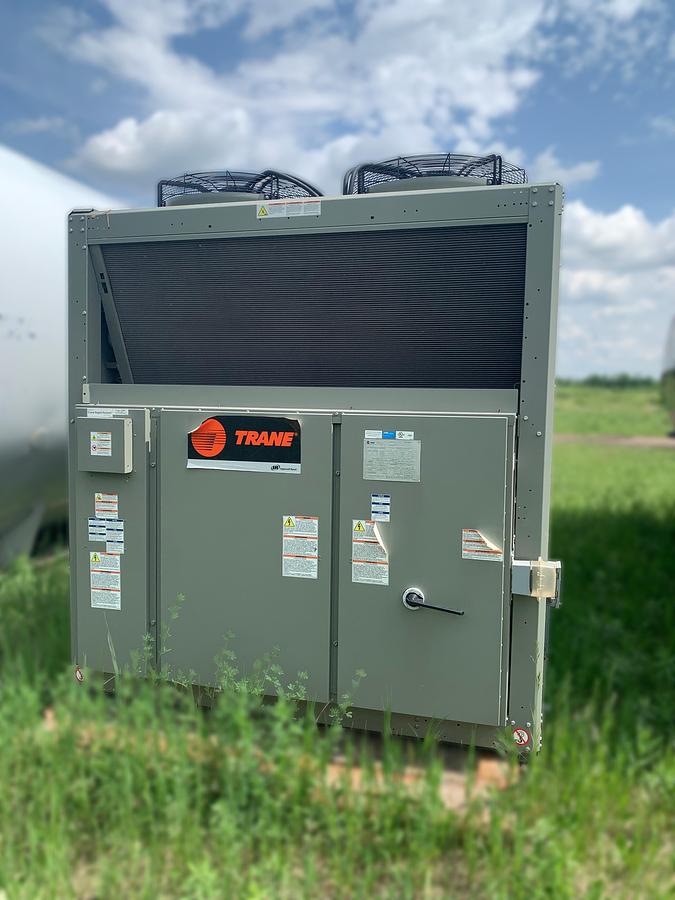 Used Trane 170 Ton Air-Cooled Chiller – RTAF 170E (2021)