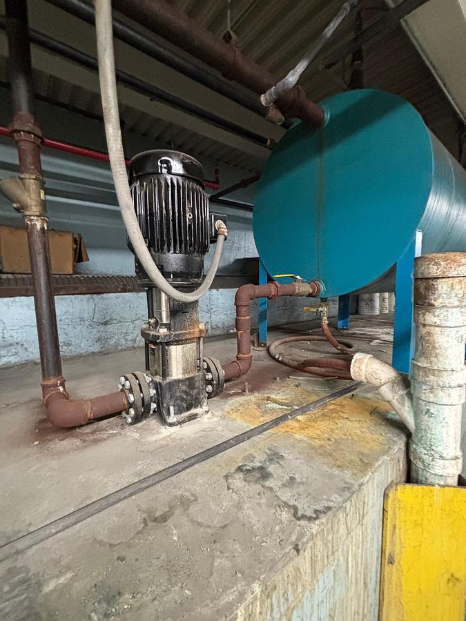 Used Superior Boiler Works 350 HP 150 PSI Packaged Steam Boiler 4-X-1506 1997