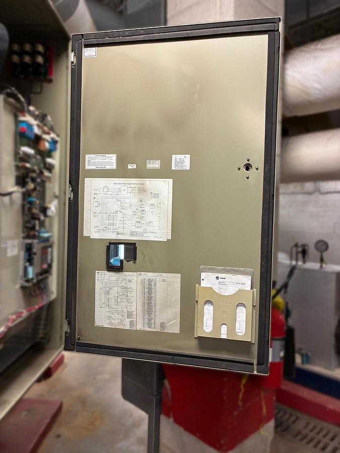 Used Trane Hermetic Centrifugal Liquid Chiller 347-Ton – CVHF770