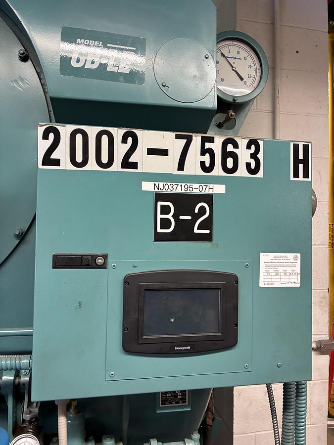 Used 2002 Cleaver Brooks CB 350 HP Steam Boiler – 15 PSI with Advanced Honeywell Controls