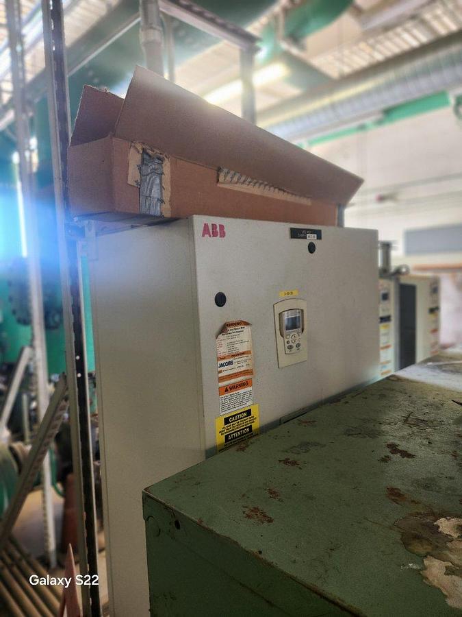 Used 2012 Carrier 500 ton Chiller