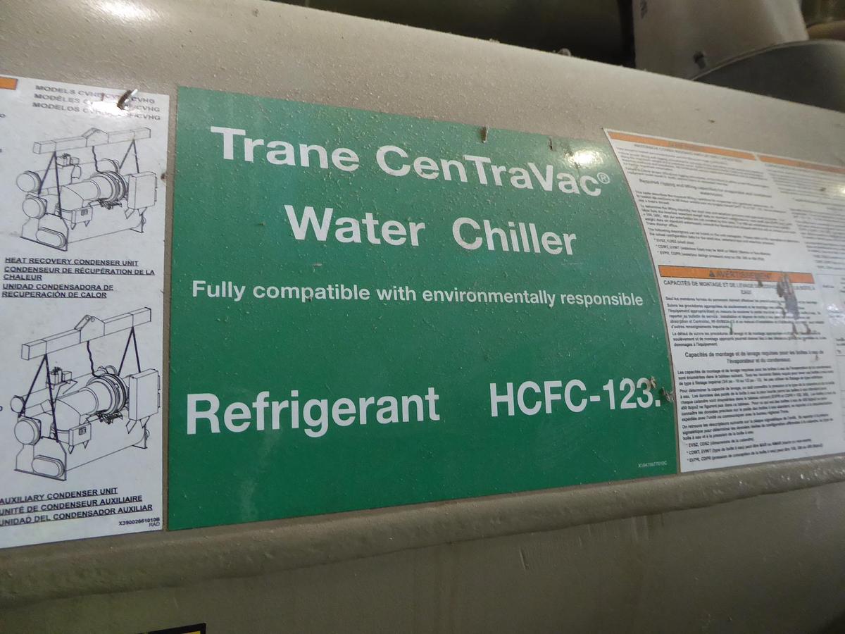 Used Trane CenTraVac Water Chiller 600 Tons – CVHF570